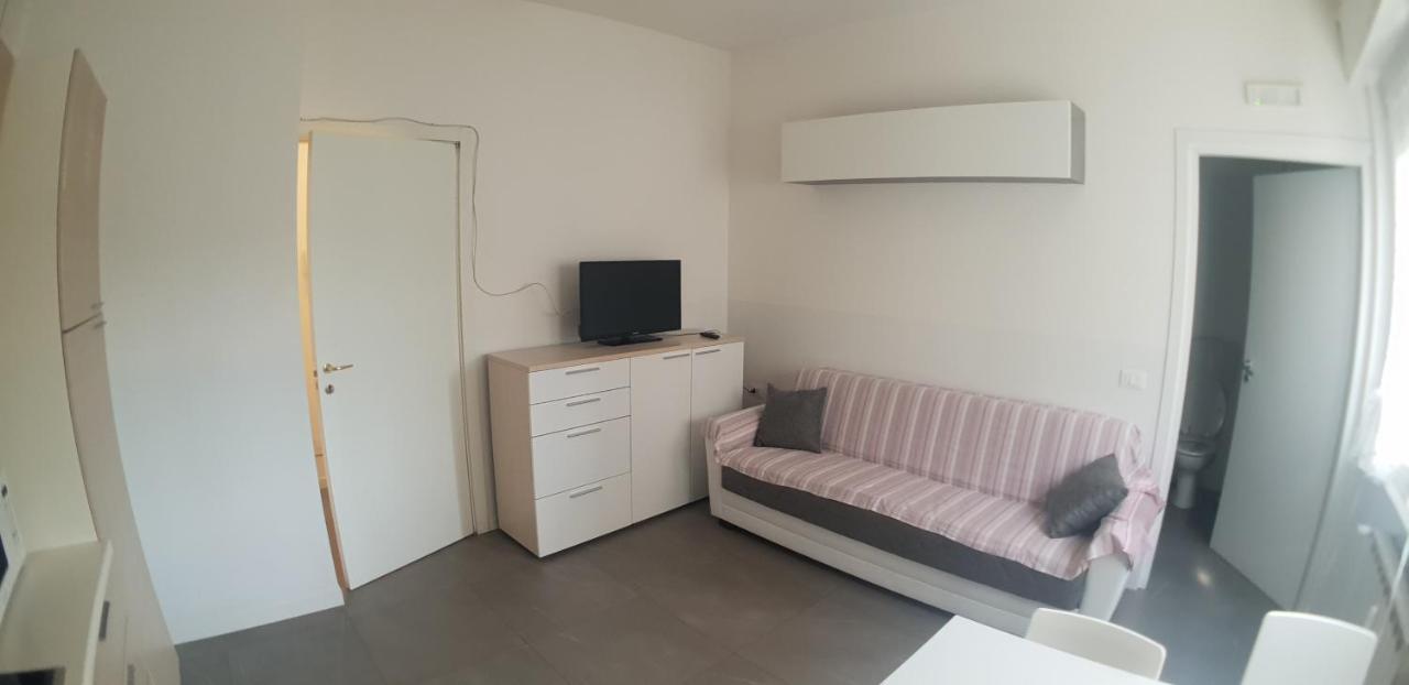 Hb Appartamenti In Centro Bergamo Bagian luar foto